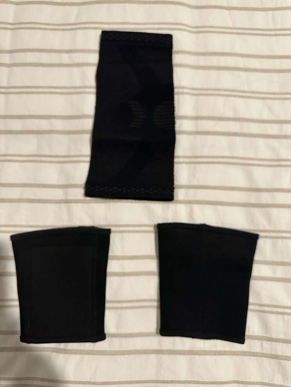 Compression Knee Sleeves And Support Braces Lot